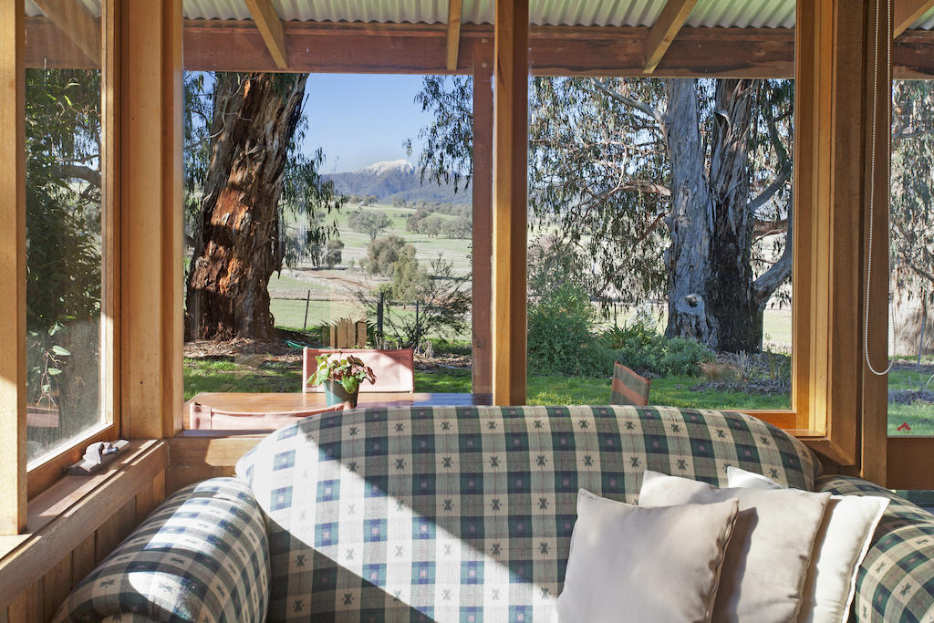 Bluegum Ridge Cottages Merrijig Ruang foto